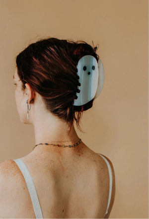 The Ghost Claw Clip