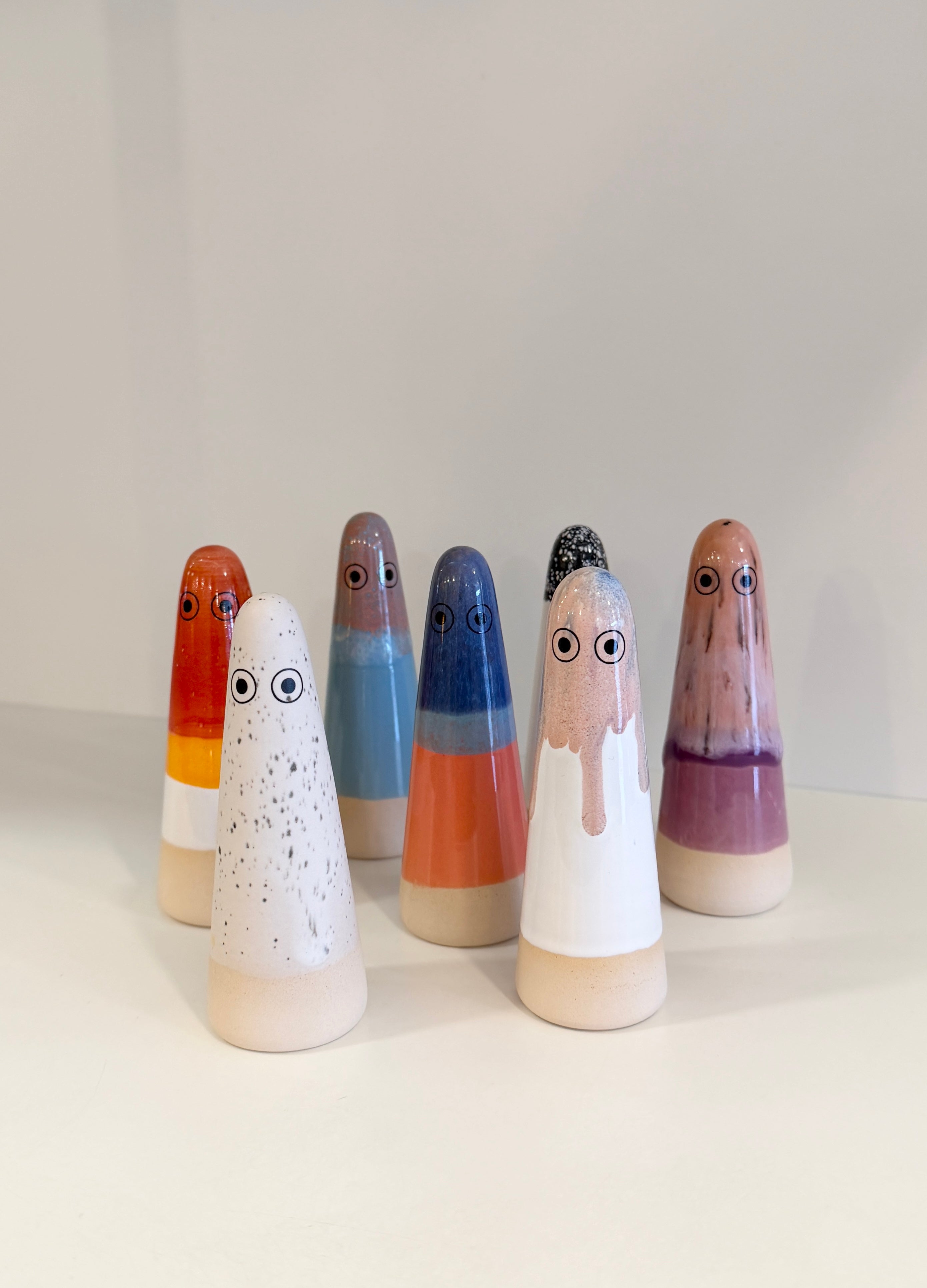 Studio Arhoj Ghosts – DOWSE