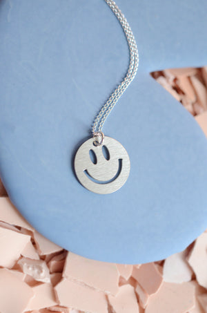 HAPPY FACE STERLING SILVER NECKLACE – Rose D'oro