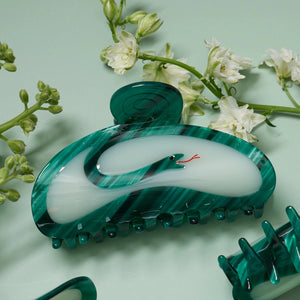 Jade Green Serpent Claw