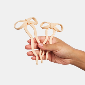 Bow Hairpin in Cream