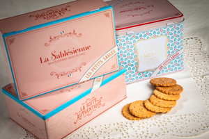 Gift Tin of Sablés -Assortment of Butter & Caramel Chips biscuits