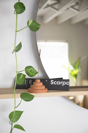 Scarpa Incense - Palo Santo, Leather + Vetiver